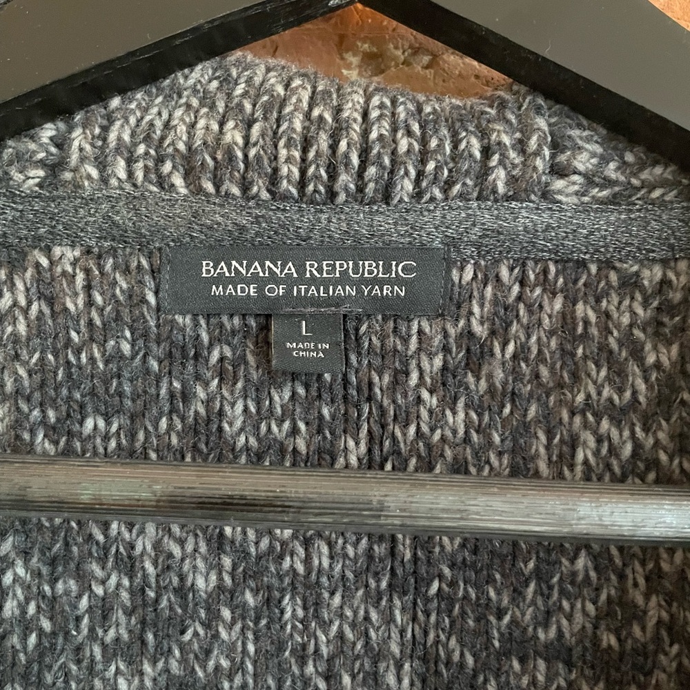 Banana Republic sweater - Picture 2 of 3